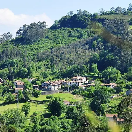 乡村民宿 El Llugaron Miravalles